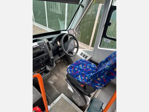 Mercedes-Benz Sprinter 515CDI MWB C/C 8