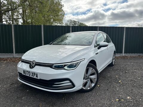 Volkswagen Golf STYLE TDI DSG 1