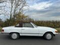 Mercedes-Benz SL Series 280 SL 7