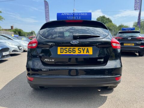 Ford Focus 1.0T EcoBoost Zetec Auto Euro 6 (s/s) 5dr 12