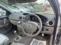 Renault Clio 1.4 16v Privilege 5dr 9