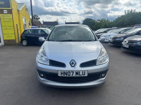 Renault Clio 1.4 16v Privilege 5dr 2