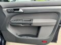 Volkswagen Touran 2.0 TDI SE Euro 5 5dr 15