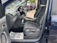 Volkswagen Touran 2.0 TDI SE Euro 5 5dr 26