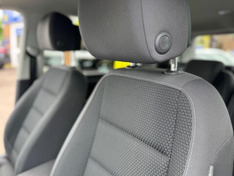 Volkswagen Touran 2.0 TDI SE Euro 5 5dr 24