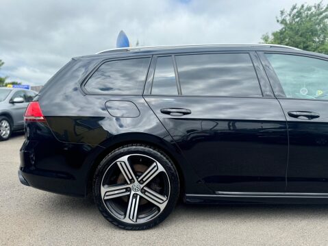 Volkswagen Golf 2.0 TSI BlueMotion Tech R DSG 4MOTION Euro 6 (s/s) 5dr 8