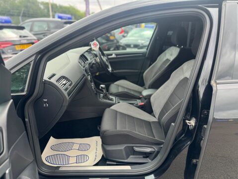 Volkswagen Golf 2.0 TSI BlueMotion Tech R DSG 4MOTION Euro 6 (s/s) 5dr 37