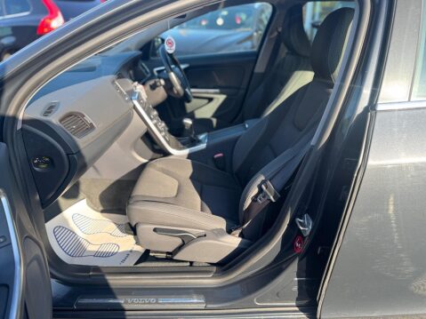 Volvo V60 2.0 D4 SE Euro 6 (s/s) 5dr 20
