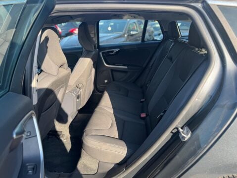 Volvo V60 2.0 D4 SE Euro 6 (s/s) 5dr 21