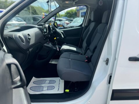 Peugeot Partner 1.6 BlueHDi 854 Professional L1 5dr 18