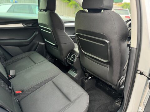 Skoda Karoq 1.0 TSI SE Euro 6 (s/s) 5dr 23
