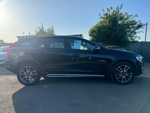 Volvo V60 2.4 D4 Lux Nav Auto AWD Euro 6 (s/s) 5dr 5