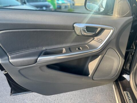 Volvo V60 2.4 D4 Lux Nav Auto AWD Euro 6 (s/s) 5dr 29