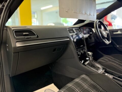 Volkswagen Golf 2.0 TDI GTD DSG Euro 6 (s/s) 5dr 19