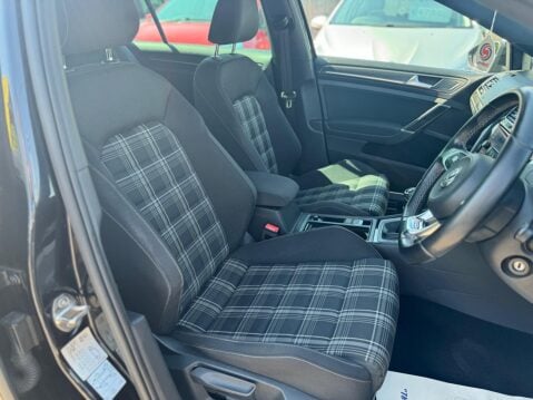 Volkswagen Golf 2.0 TDI GTD Euro 6 (s/s) 5dr 17