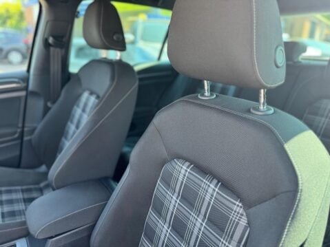 Volkswagen Golf 2.0 TDI GTD Euro 6 (s/s) 5dr 21