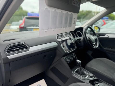 Volkswagen Tiguan 2.0 TDI SE DSG 4Motion Euro 6 (s/s) 5dr 19