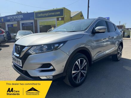 Nissan Qashqai 1.3 DIG-T N-Connecta Euro 6 (s/s) 5dr