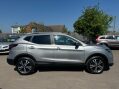 Nissan Qashqai 1.3 DIG-T N-Connecta Euro 6 (s/s) 5dr 6