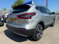 Nissan Qashqai 1.3 DIG-T N-Connecta Euro 6 (s/s) 5dr 10