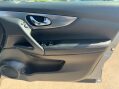 Nissan Qashqai 1.3 DIG-T N-Connecta Euro 6 (s/s) 5dr 29