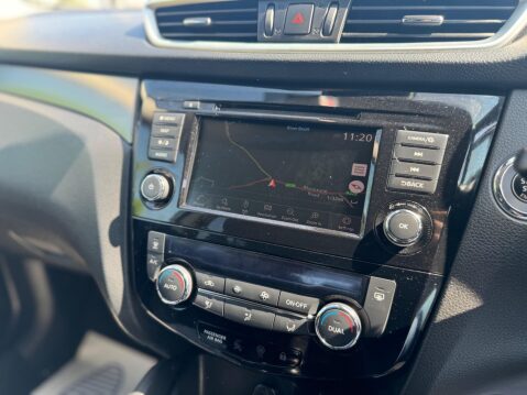 Nissan Qashqai 1.3 DIG-T N-Connecta Euro 6 (s/s) 5dr 37