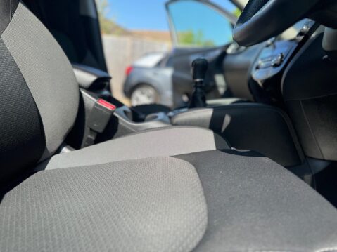 Nissan Qashqai 1.3 DIG-T N-Connecta Euro 6 (s/s) 5dr 32