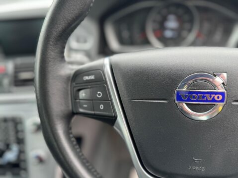 Volvo XC60 2.0 D4 SE Nav Auto Euro 6 (s/s) 5dr 23
