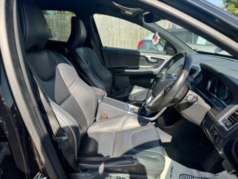 Volvo XC60 2.4 D5 R-Design Lux Nav Auto AWD Euro 6 (s/s) 5dr 15