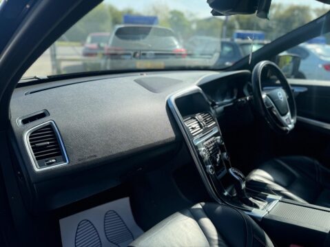 Volvo XC60 2.4 D5 R-Design Lux Nav Auto AWD Euro 6 (s/s) 5dr 18