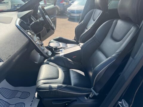 Volvo XC60 2.4 D5 R-Design Lux Nav Auto AWD Euro 6 (s/s) 5dr 24