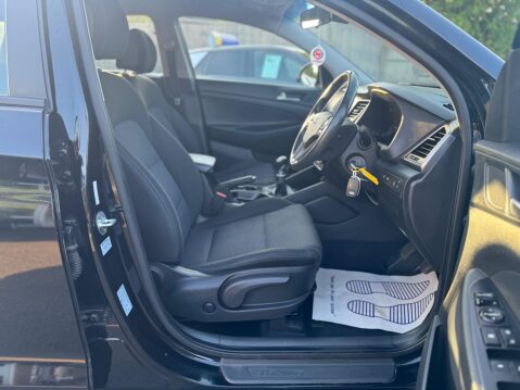 Hyundai TUCSON 1.6 GDi Blue Drive SE Nav Euro 6 (s/s) 5dr 22
