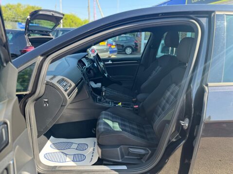 Volkswagen Golf 2.0 TDI BlueMotion Tech GTD Euro 6 (s/s) 5dr 22
