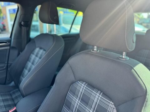 Volkswagen Golf 2.0 TDI BlueMotion Tech GTD Euro 6 (s/s) 5dr 20