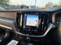 Volvo XC60 2.0 D4 Momentum Auto AWD Euro 6 (s/s) 5dr 33