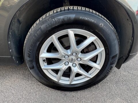 Volvo XC60 2.0 D4 Momentum Auto AWD Euro 6 (s/s) 5dr 43