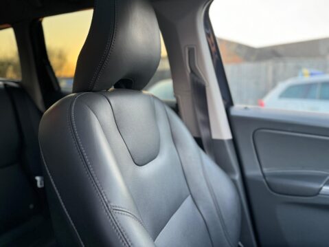 Volvo XC60 2.4 D5 SE Lux Nav Auto AWD Euro 6 (s/s) 5dr 25