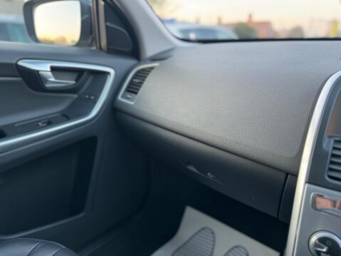 Volvo XC60 2.4 D5 SE Lux Nav Auto AWD Euro 6 (s/s) 5dr 45