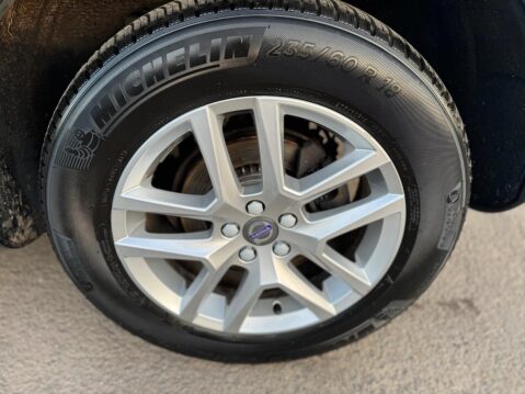 Volvo XC60 2.4 D5 SE Lux Nav Auto AWD Euro 6 (s/s) 5dr 38