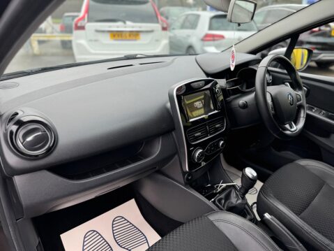 Renault Clio 0.9 TCe GT Line Euro 6 (s/s) 5dr 26