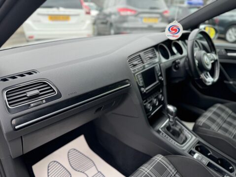 Volkswagen Golf 2.0 TDI BlueMotion Tech GTD DSG Euro 6 (s/s) 5dr 33