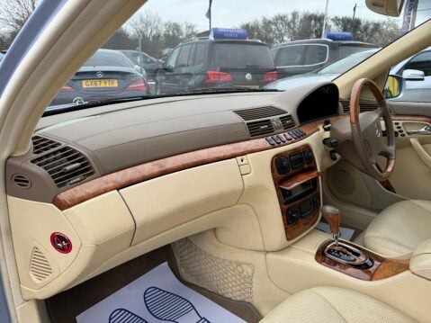 Mercedes-Benz S Class 5.0 S500 4dr 16