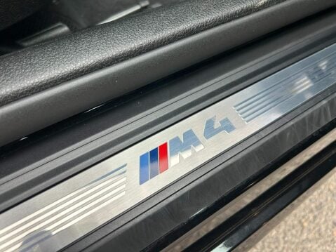 BMW M4 3.0 BiTurbo Competition DCT Euro 6 (s/s) 2dr 23