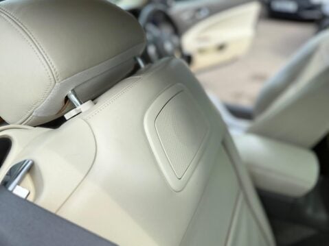 Jaguar XK 5.0 V8 Portfolio Auto Euro 5 2dr 33
