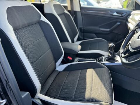 Volkswagen T-Roc 1.6 TDI SEL Euro 6 (s/s) 5dr 20