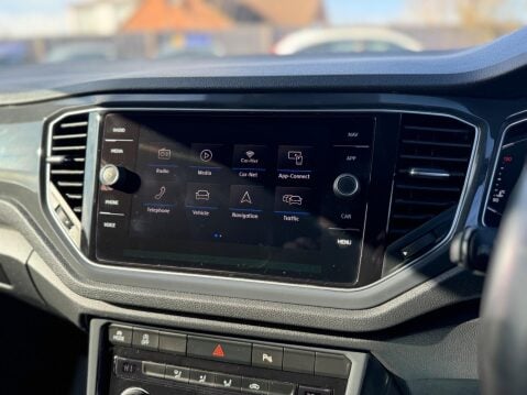 Volkswagen T-Roc 1.6 TDI SEL Euro 6 (s/s) 5dr 34