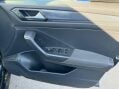 Volkswagen T-Roc 1.6 TDI SEL Euro 6 (s/s) 5dr 35