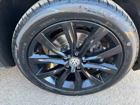 Volkswagen T-Roc 1.6 TDI SEL Euro 6 (s/s) 5dr 36