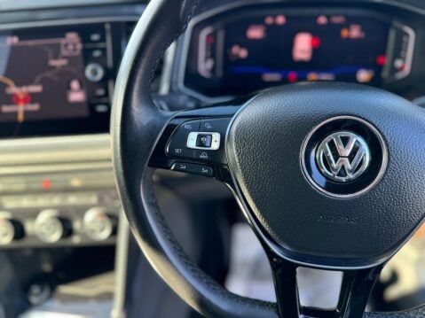 Volkswagen T-Roc 1.6 TDI SEL Euro 6 (s/s) 5dr 40