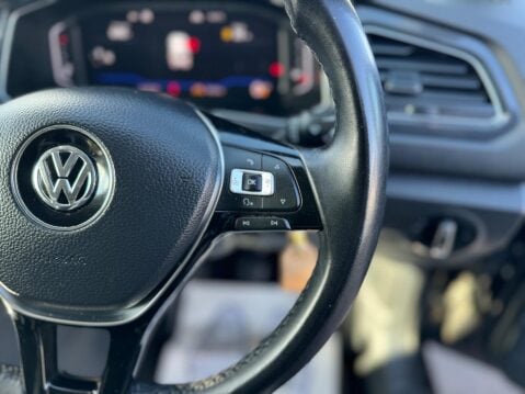 Volkswagen T-Roc 1.6 TDI SEL Euro 6 (s/s) 5dr 41